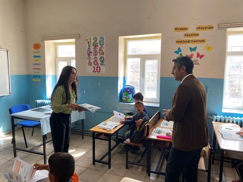 Kaymakamımız Sayın Enis ASLANTATAR Beşyol Köyü İlk ve Ortaokulunu Ziyaret Etti